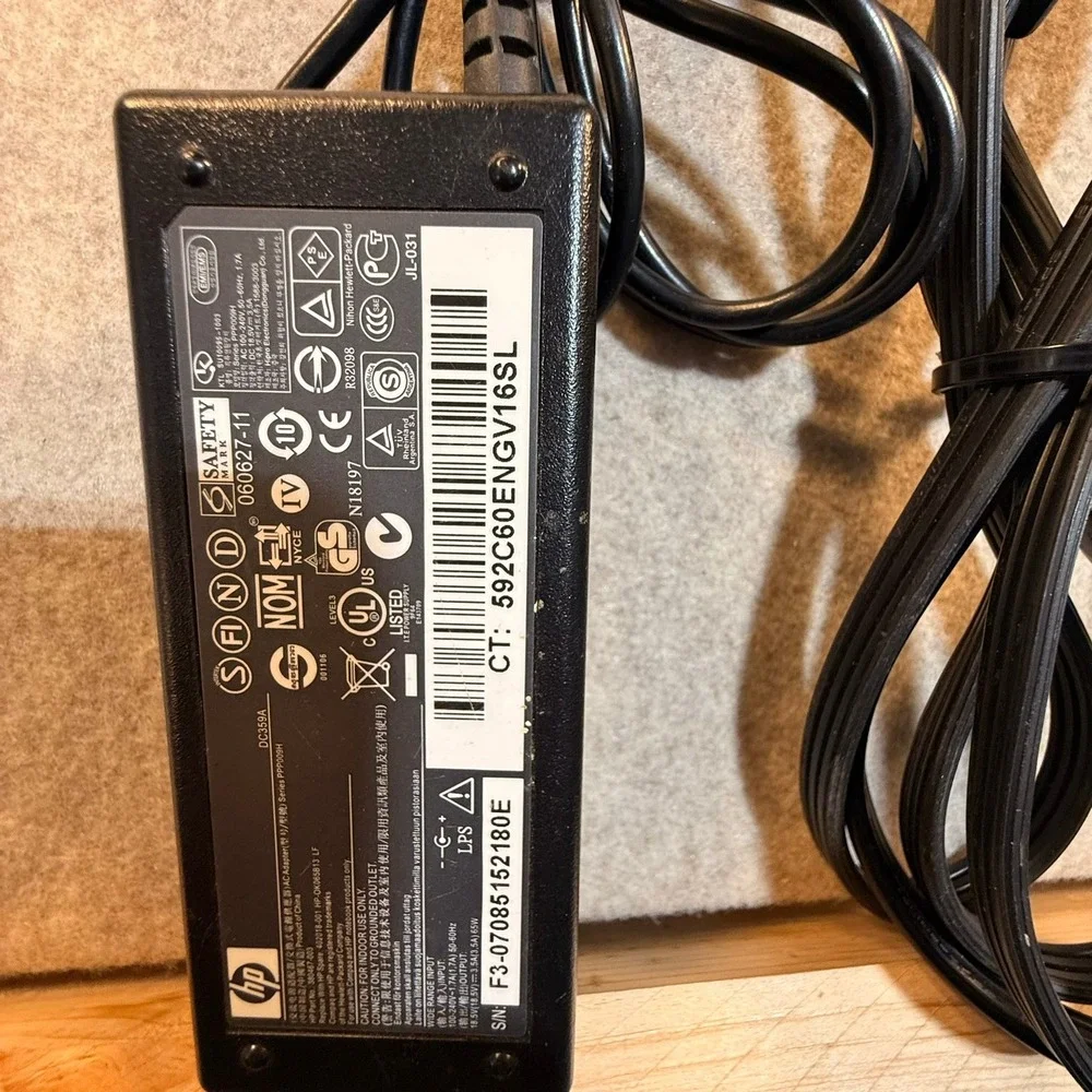 HP AC Adapter DC359A 65W 18.5V 3.5A Laptop Power Supply Charger with Power Cord